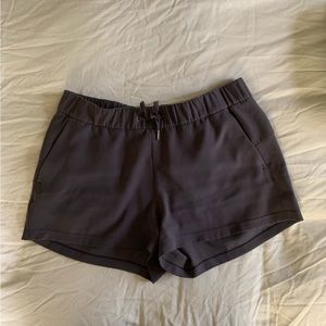 Lululemon On the Fly short